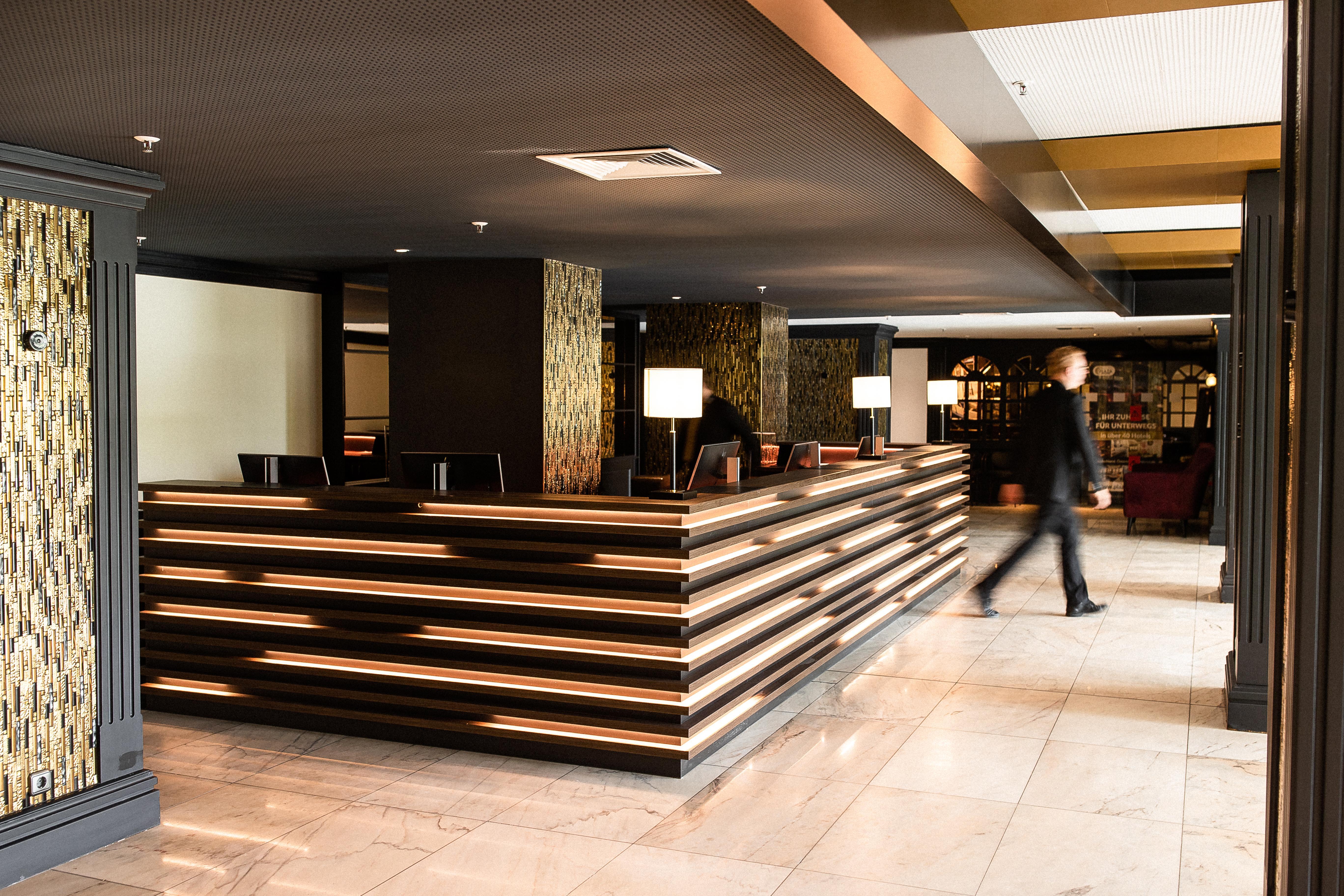 Bergedick Hotel Recklinghausen Bagian luar foto